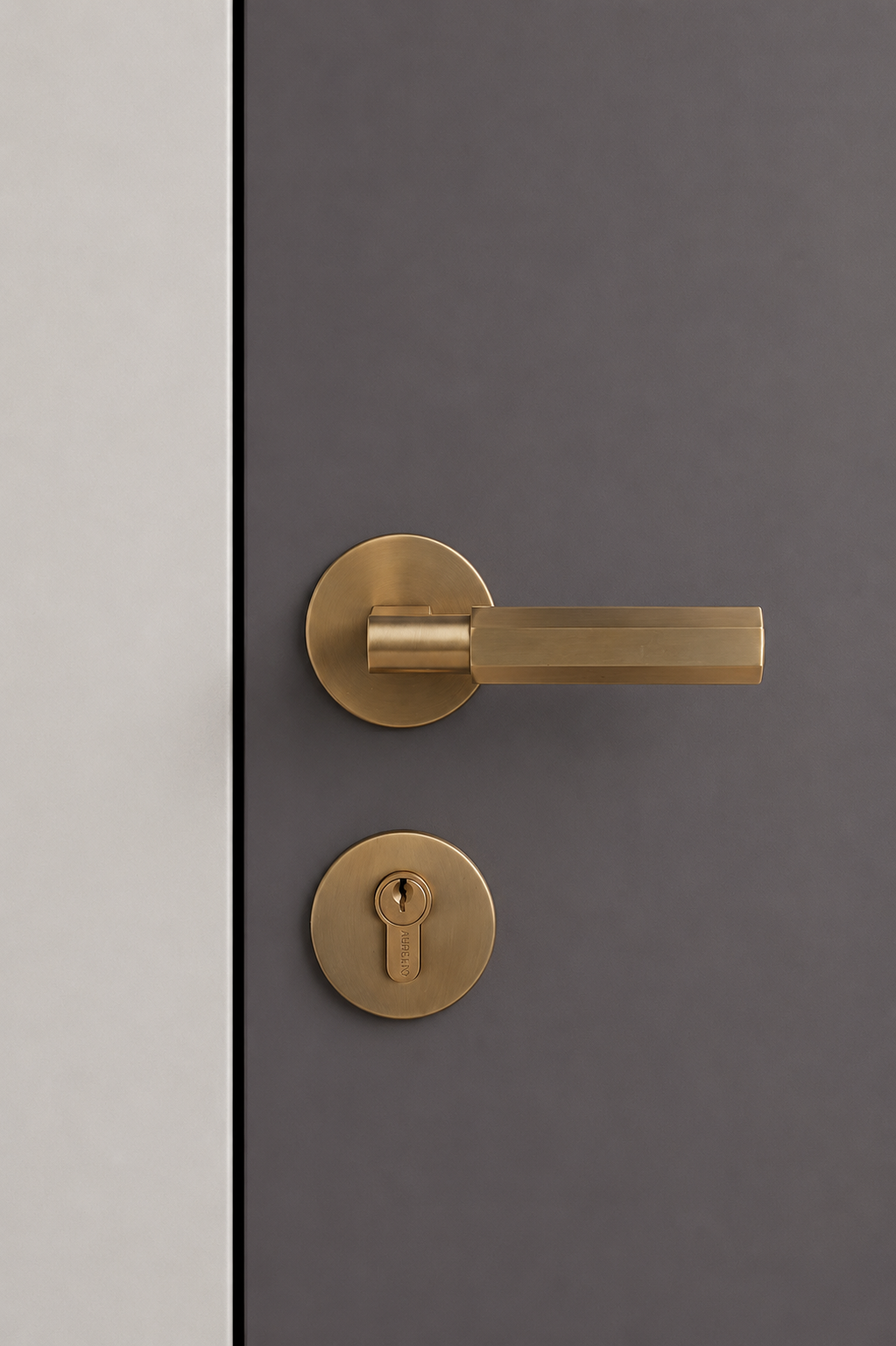 variant-satin-brass