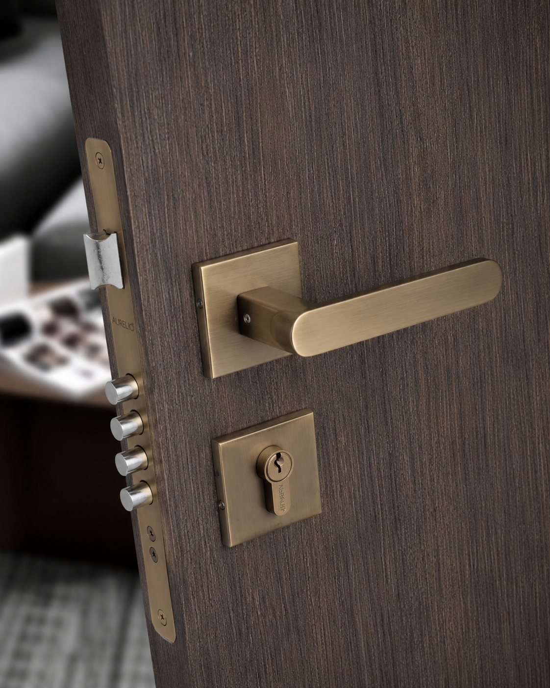 variant-satin-brass